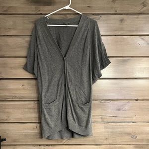 Kenneth Cole Reaction Short Sleeve button up long sweater